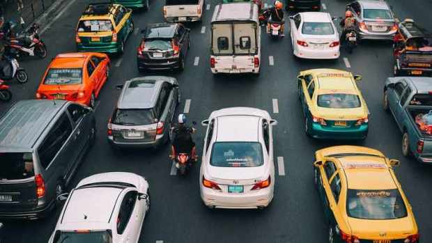 Driving On The Rise In NYC Even As Lockdown Remains