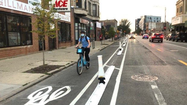 ATA: Here’s how to overcome obstacles to building a protected bike lane network in Chicago
