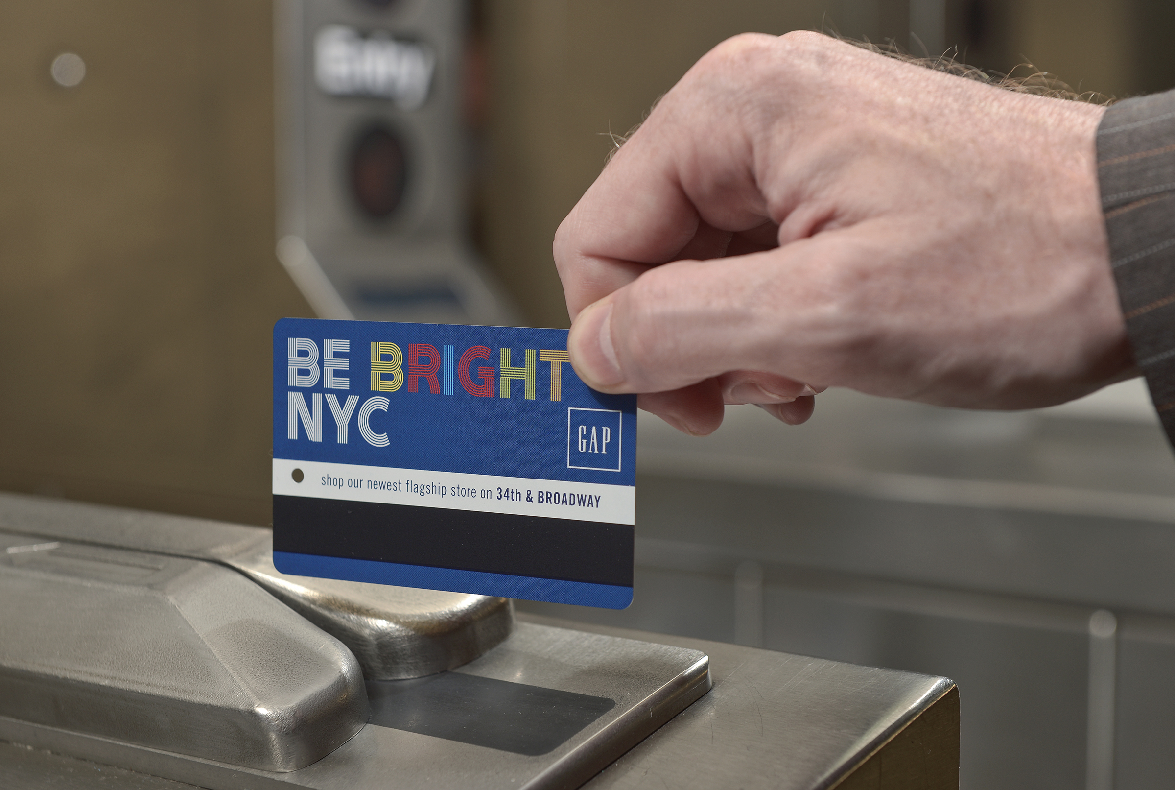 Study: Free Transit Doesn't Reduce Driving — But Does Increase Local Business Support