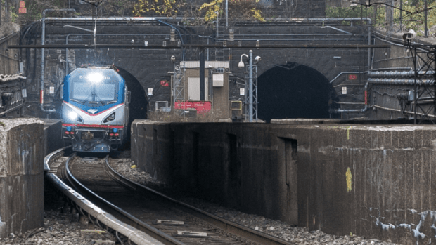 So What Is the Deal With The Governor And This New Gateway Project Report?