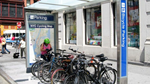 Report: City’s Failure to Add Bike Parking Hurts Businesses, Costs Lives, Increases Theft and Reduces Cycling