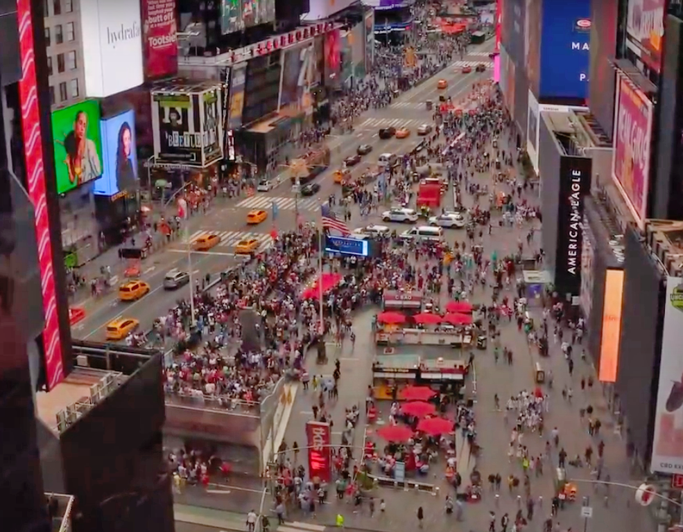 TACTICAL URBANISM: Let’s Make More Plazas