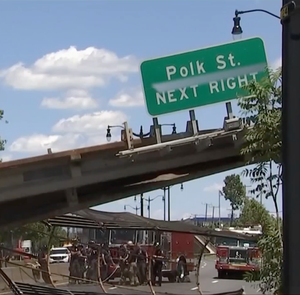 Should D.C. Rebuild That Infamous Pedestrian Bridge?