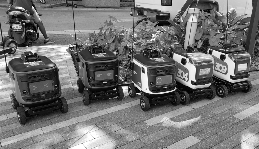 Study: ‘Pedestrian Delivery Robots’ Have a Lot of the Same Challenges As … Pedestrians