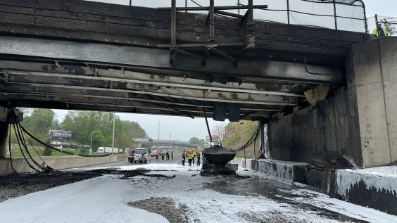Oil Industry Shuts Down Interstate 95 In Connecticut