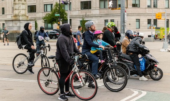 Cyclist Launches Class Action Suit For Bogus NYPD Red Light Tickets