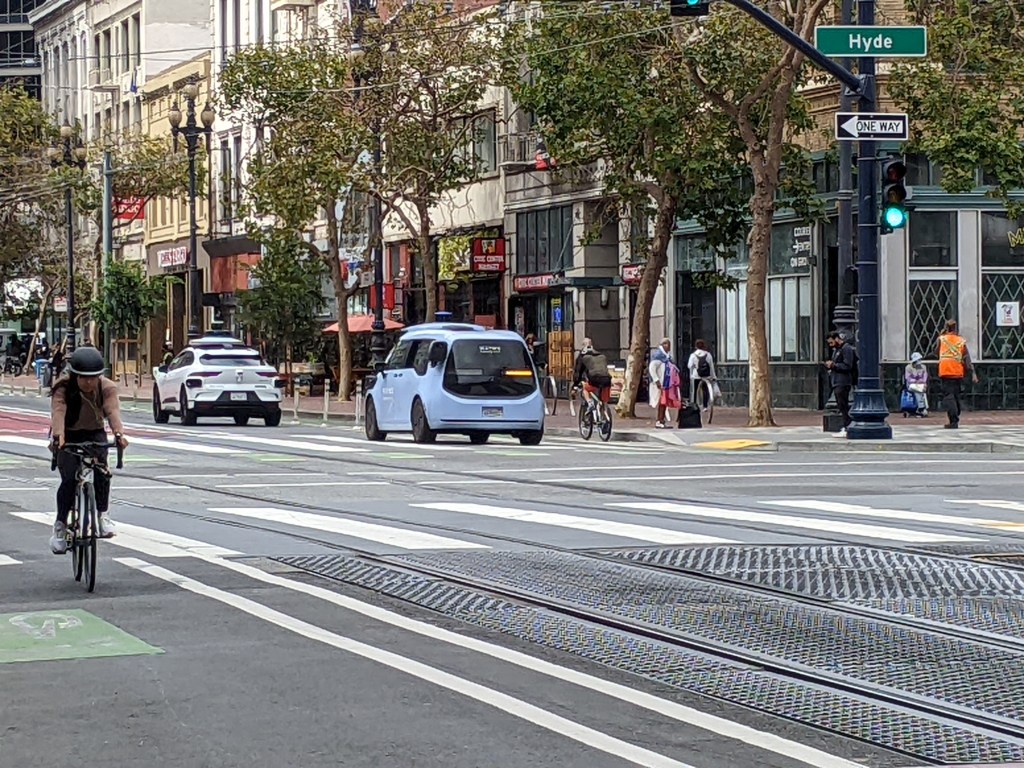 Opinion: San Francisco Should Not Give Free Curb Space to Waymo
