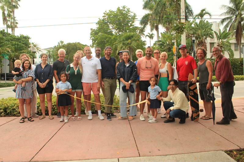 Florida Neighbors Stage Ribbon Cutting For New Bike Lane